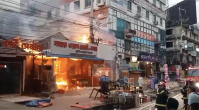 গাজীপুরে রেস্তোরাঁয় আগুন, ক্ষতি ৩০ লাখ টাকা